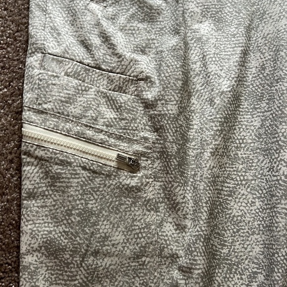 Athleta Venture Printed Pants - Picture 6 of 11